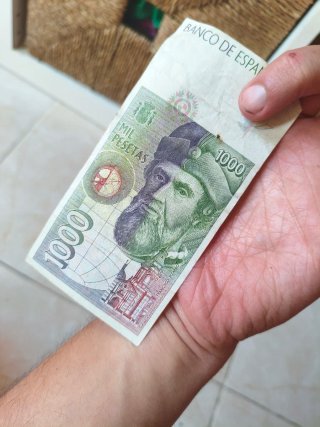 Billetes 1000 y 2000 pesetas Banco de España