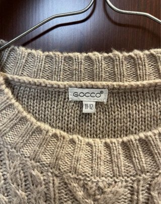 Jersey beige tejido con trenzas