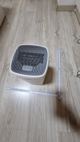 Deumidificatore bianco e grigio