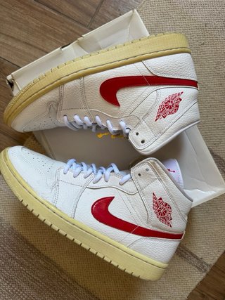 Nike Air Jordan 1 Mid Bianco Rosso