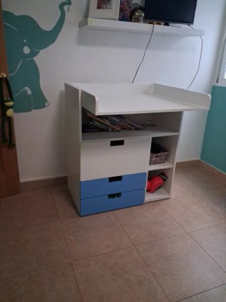 Cambiador infantil con cajones