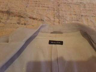 Massimo Dutti: Gabardina Beige y Americana azul.