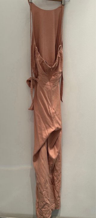 Mono rosa cuello halter
