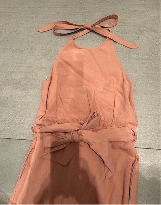 Mono rosa cuello halter