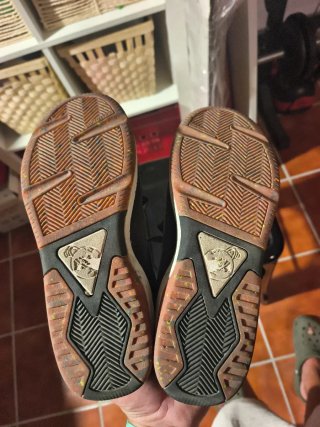 Tenis skater infantiles negros
