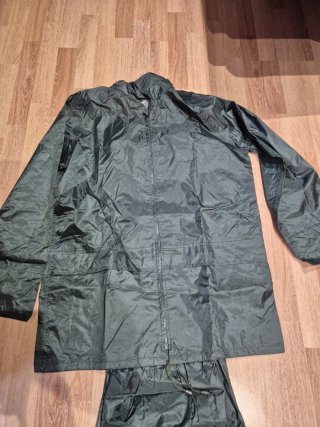 Chubasquero moto verde