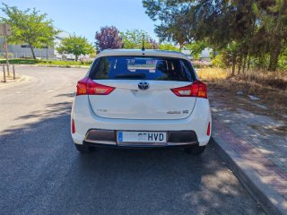 Toyota Auris 2013