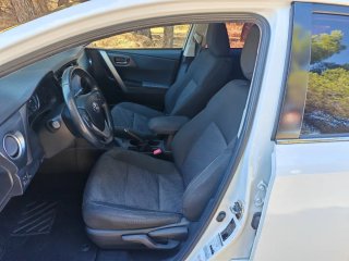 Toyota Auris 2013