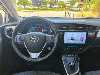 Toyota Auris 2013