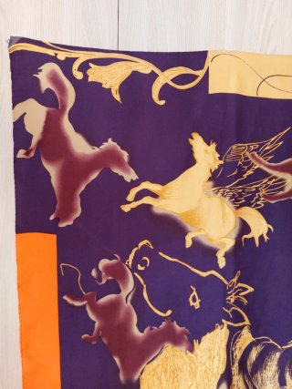 Foulard 100% pura seta  85x89 cm