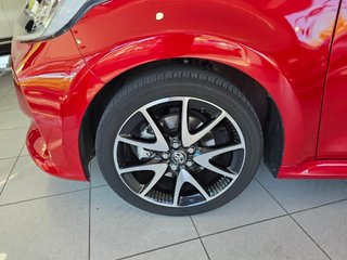 Toyota Yaris 1.5 120H Style Plus