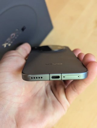 Vivo X300 + Custodie e accessori