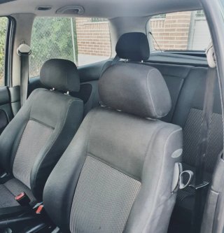 Volkswagen Golf 2000