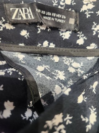 Falda pantalón floral negra