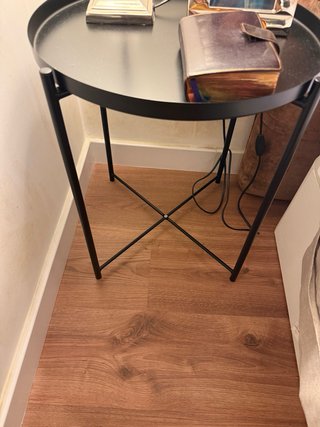 Due tavolini da notte rotondi Ikea Gladom