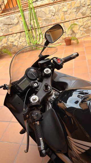 Honda CBR 600 F4i Negra