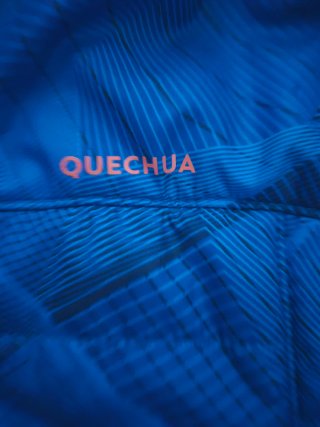 Abrigo infantil Quechua azul y abrigo gris