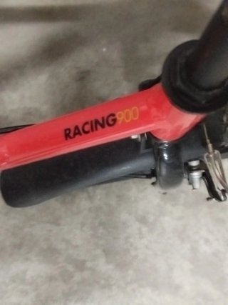 Bicicleta infantil 16 rossa con ruotine