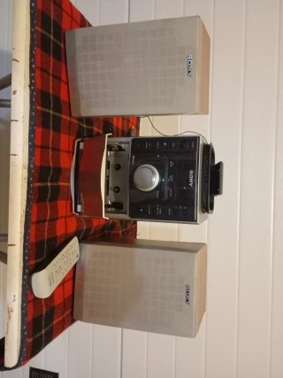 Minicadena Sony CMT-EH10 CD/Cassette