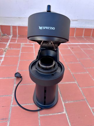 Cafetera Nespresso VertuoPlus Negra
