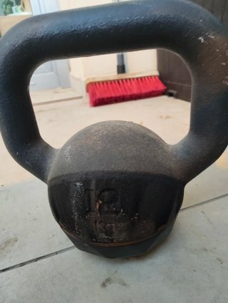 Kettlebell 12kg (pesa rusa)