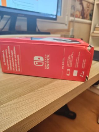 Nintendo Switch OLED (con caja)
