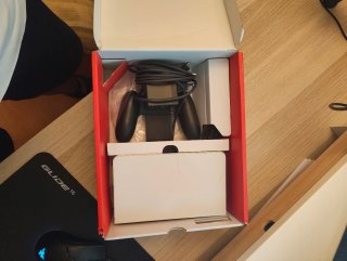 Nintendo Switch OLED (con caja)