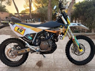 Moto Husqvarna 701 Enduro 2023