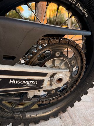 Moto Husqvarna 701 Enduro 2023