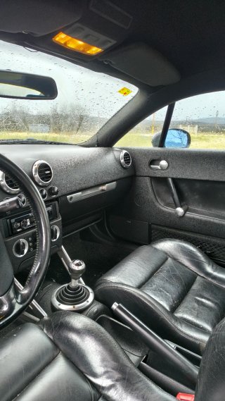 Audi TT 1998 vendo o cambio