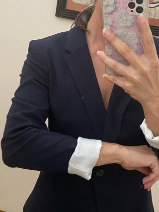 Blazer H&M Azul Talla M con Doblez en Manga