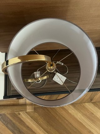 Lámpara Mesa Dorada Transparente Zara Home
