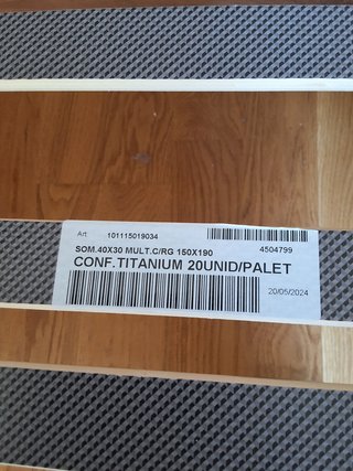 Conjunto Cama Matrimonio Cuero Sintético y Madera