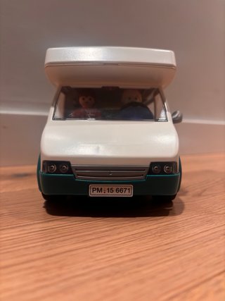 Playmobil Autocaravana y Accesorios (6671)