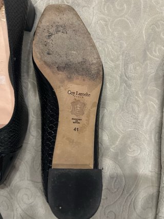 Zapatos de salón Guy Laroche negros