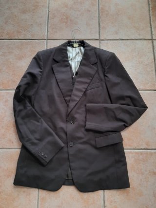 Traje de hombre marrón