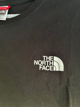 Camiseta The North Face Negra Talla M