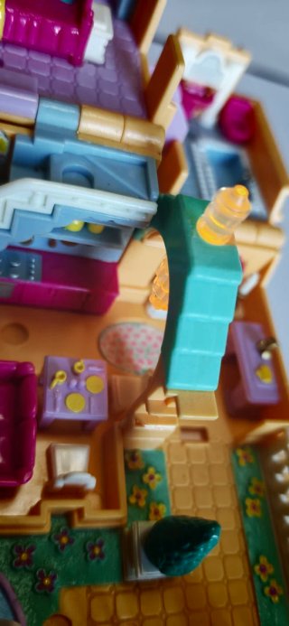 Casa Polly Pocket Light Up Hotel Bluebird 1994