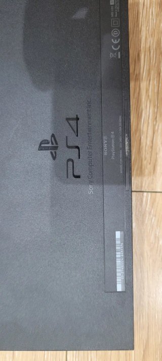 PS4 Slim Sony Negra