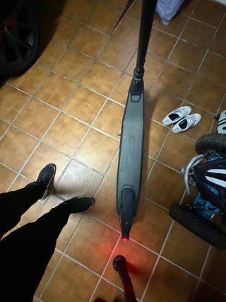 Ninebot E2 Pro con intermitentes y luz omologado