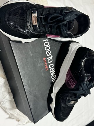 Zapatillas Roberto Cavalli Negras y Rosas