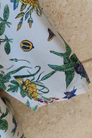 Blazer Floral Hecha a Mano Talla M / Veste Unique