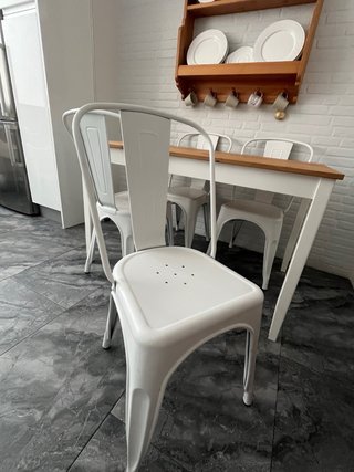 Conjunto Mesa, Sillas y Platero Cocina