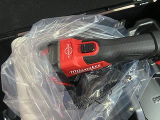 Radial Milwaukee M18 FUEL