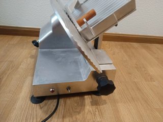 Cortadora de fiambre y embutido milano