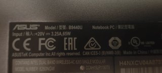 Portátil Asus B9440U averiado