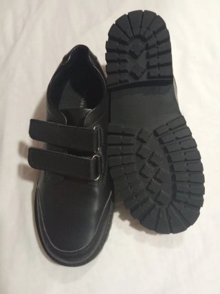 Zapatos negros escolares velcro