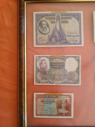 Lote 6 Billetes pesetas enmarcados.