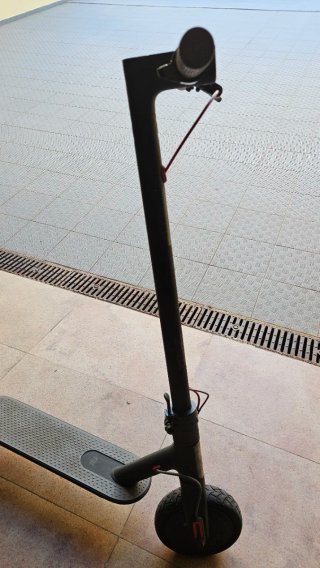 Patinete Eléctrico Xiaomi Mi M365