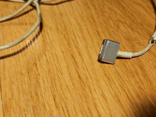 Cargador Apple MagSafe Antiguo